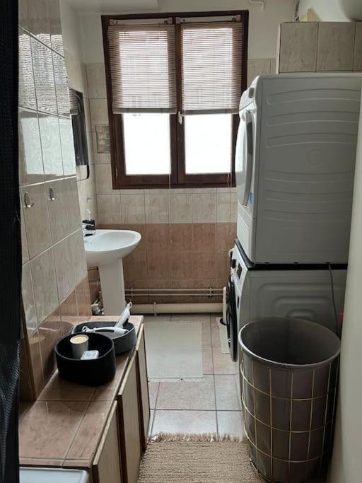 Charmant Appartement Proche Paris Сент-Уан Екстер'єр фото